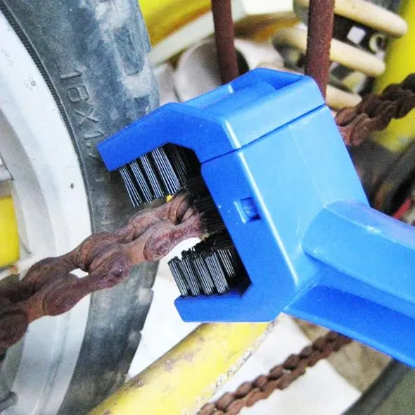Bicycle Chain Cleaner and Drivetrain Cleaning Kit