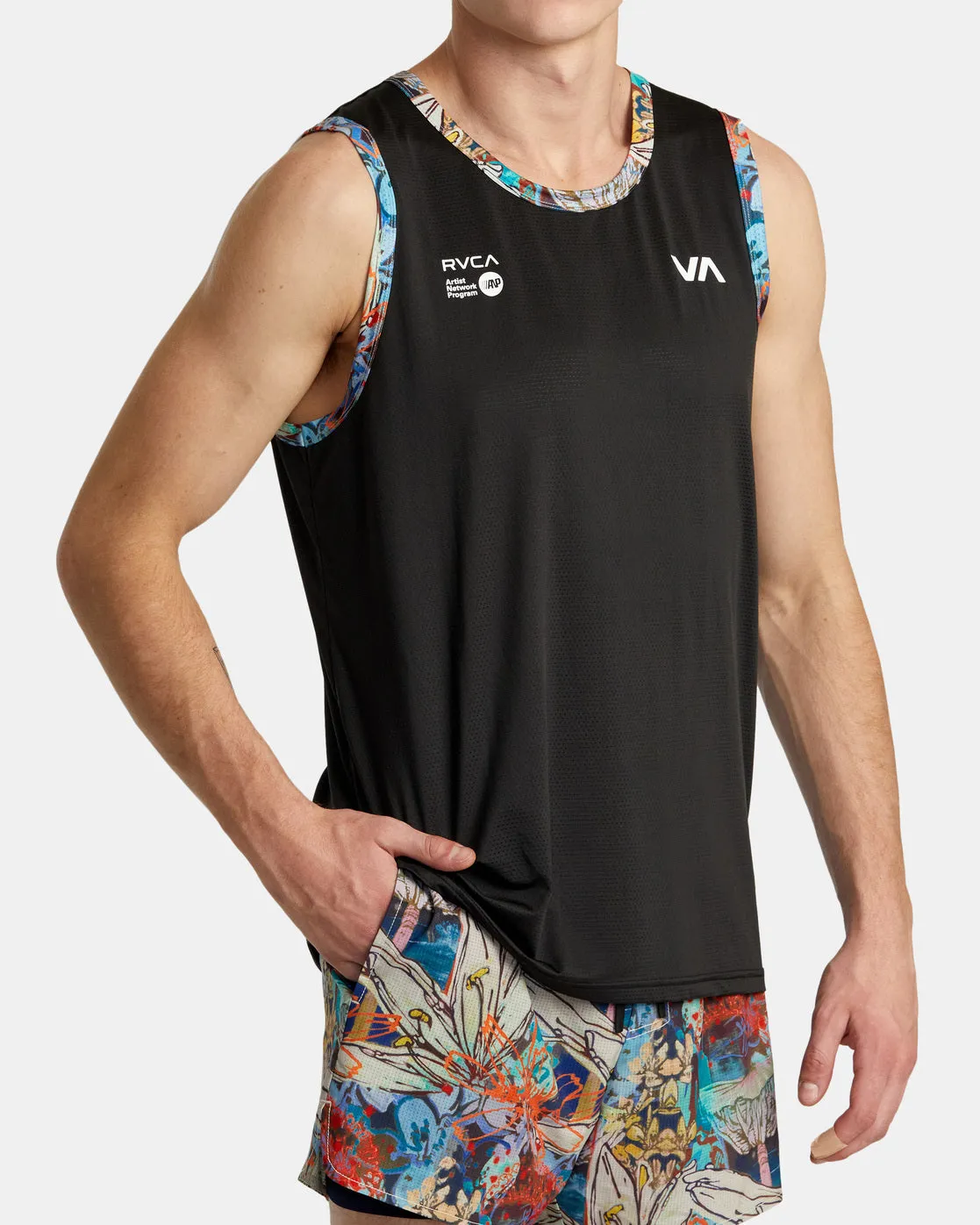 Sage Vaughn Runner Tank Knit - Black